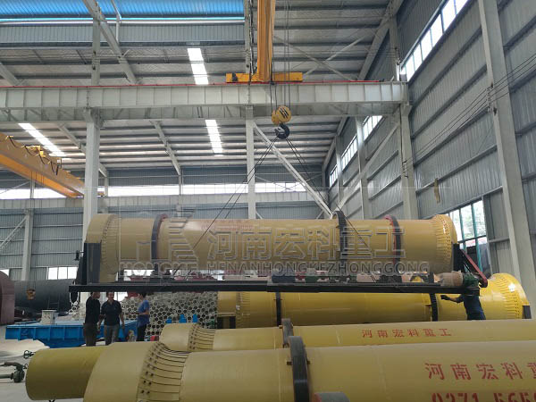 滾筒烘干機(jī)設(shè)備圖